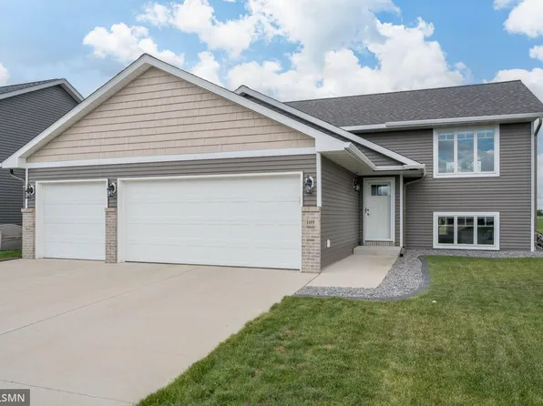 109 Cypress Ct, Mankato, MN 56001