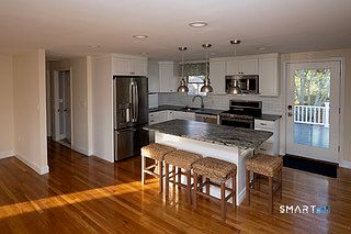 5th image of 10 Edwards Road