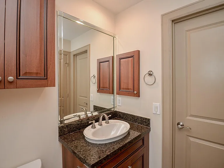 5311 Lillian St — Photo 30