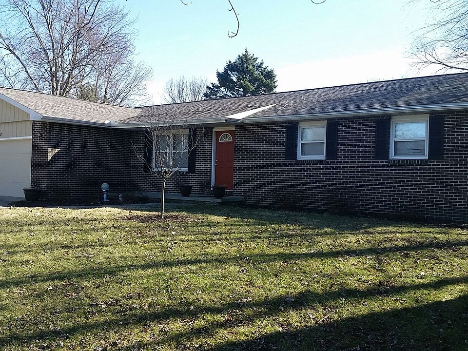 1st image of 907 Hillside Ct
