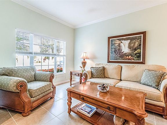 3rd image of 12976 Kings Crossing Dr