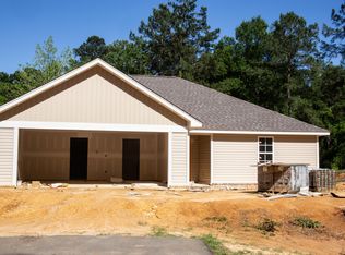 16 Adeline Ct, Sumrall, MS 39482