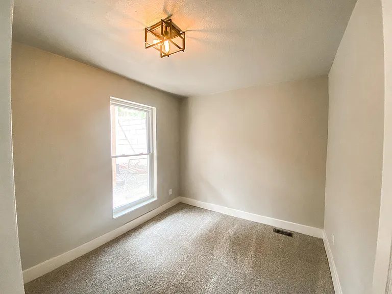 704 Cooper Ave #A — Photo 12