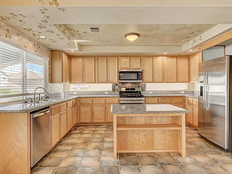10130 Walhalla Plateau Ct — Photo 12