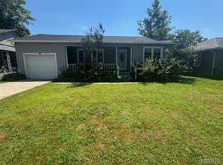 727 W Fannetta St, Dexter, MO 63841