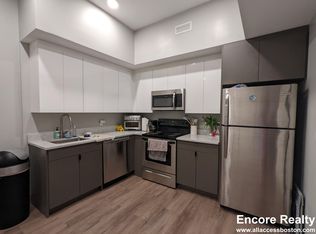 115 Hemenway St #3, Boston, MA 02115