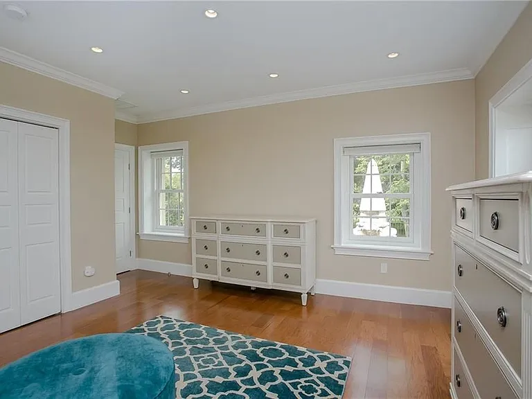 241 Ruggles Ave #B — Photo 12