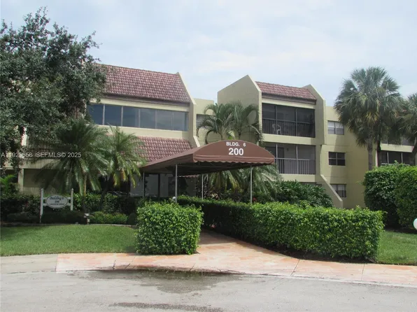 200 Lakeview Dr APT 108, Fort Lauderdale, FL 33326