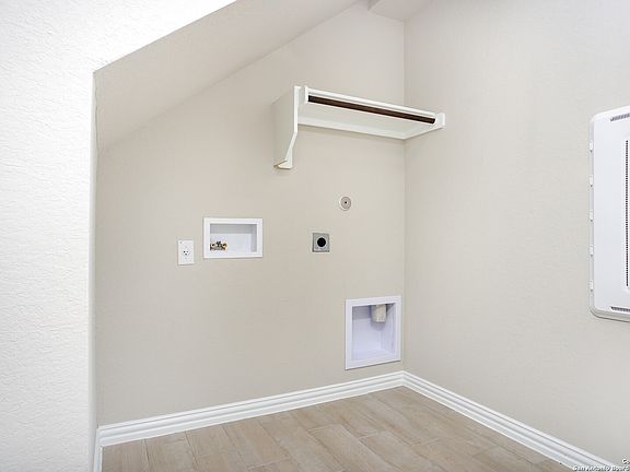 5th image of 6327 Mifflin Way
