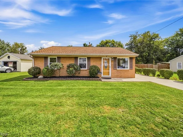 33450 Willowick Dr, Eastlake, OH 44095