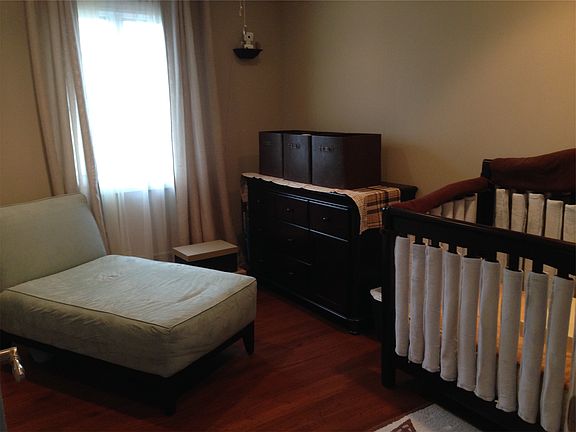 4th image of 43 Toddy Ave