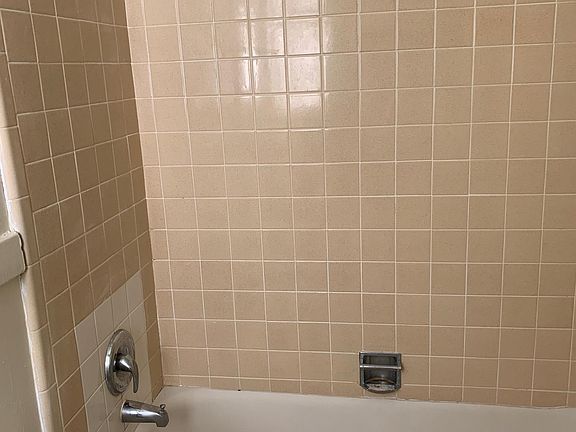 3rd image of 3501 Fillmore St #104