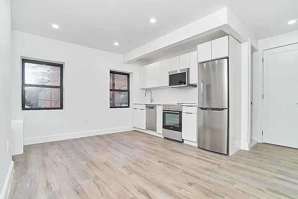 Rented by REAL New York | media 1