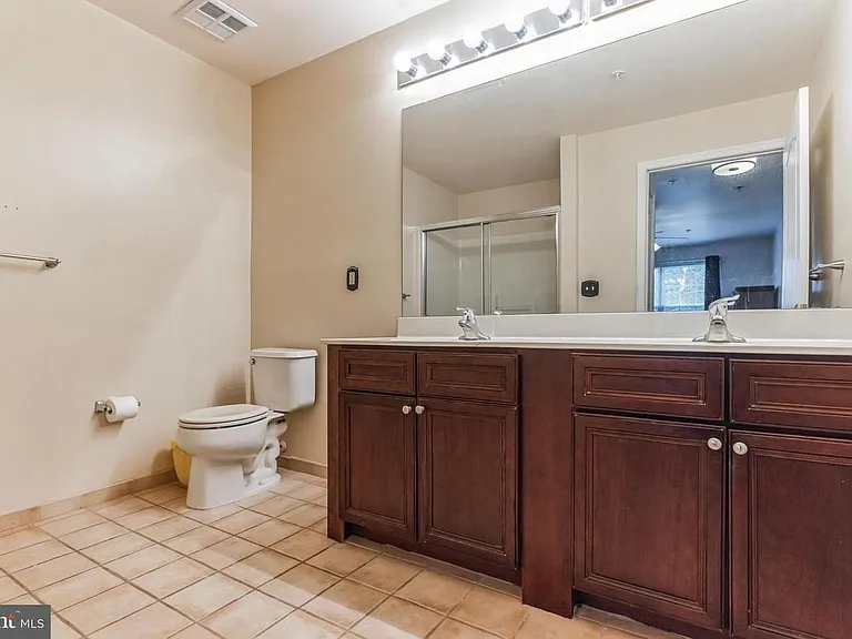 105 Lionheart Ln #105 — Photo 16