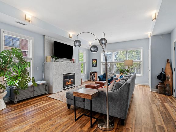 2nd image of 633 Dayton Ave APT 5