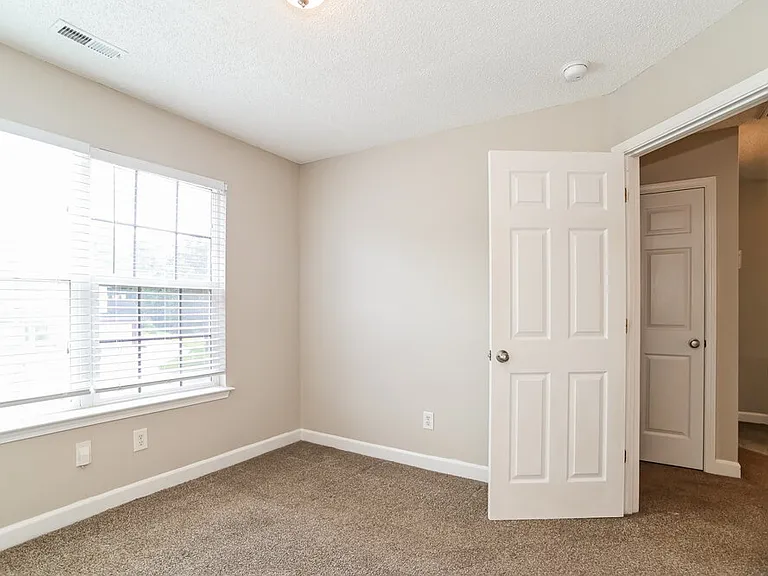 604 Overlook Rd — Photo 14