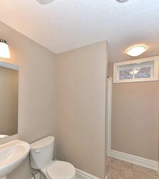 3135 Pincombe Dr — Photo 27