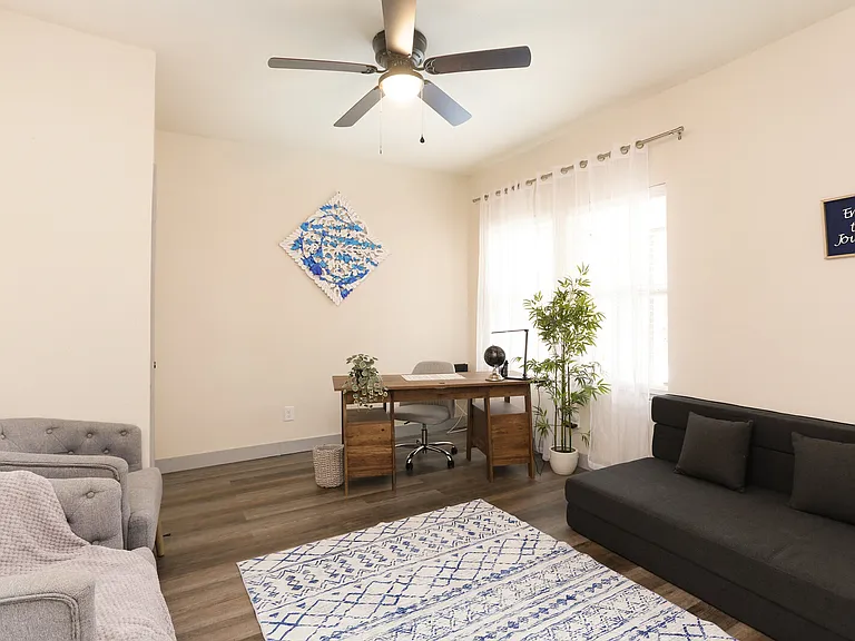 1007 Avant Ave — Photo 6