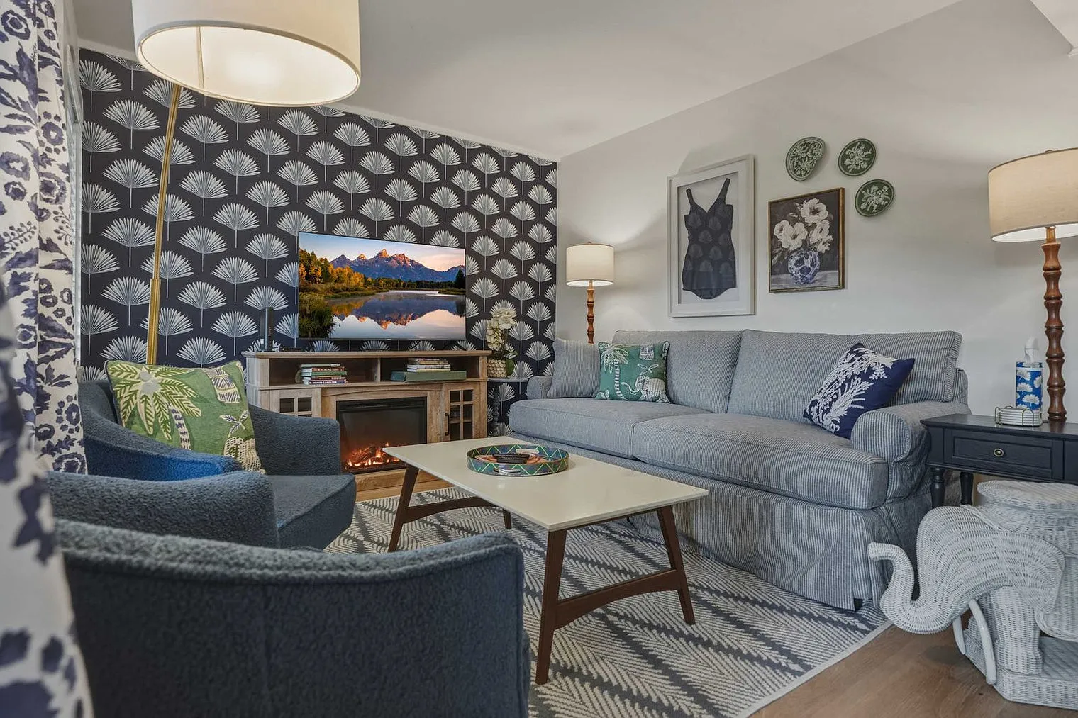 1 bed, 1.0 bath, 398 sqft, $2,220 — Photo 3