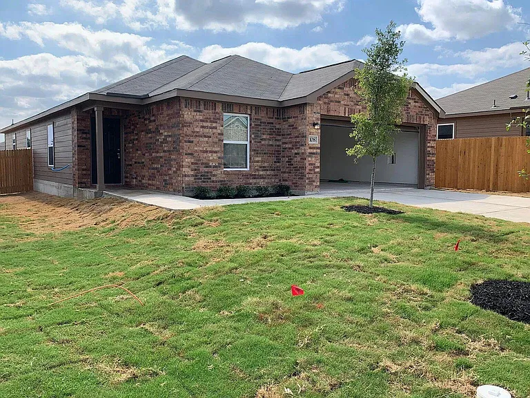 108 N Allington Cir — Photo 3