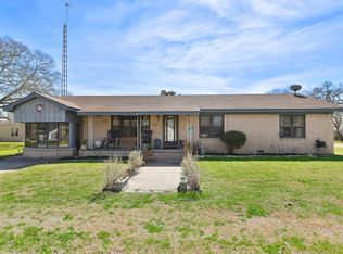 413 3rd St, Somerville, TX 77879