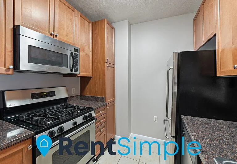 851 N Glebe Rd #707 — Photo 3