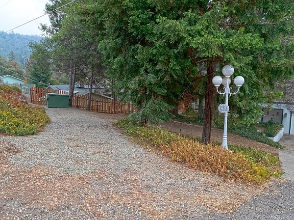 Additional Parking space for RVs, trailers, etc.