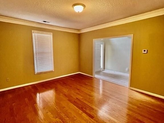2nd image of 1464 River Pine Dr