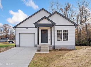 6713 Memory Ln, Louisville, KY 40258