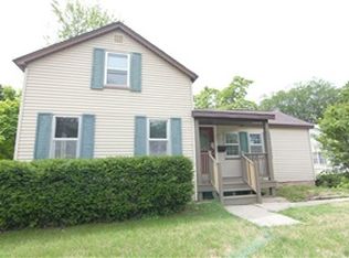 326 River St, Spring Lake, MI 49456