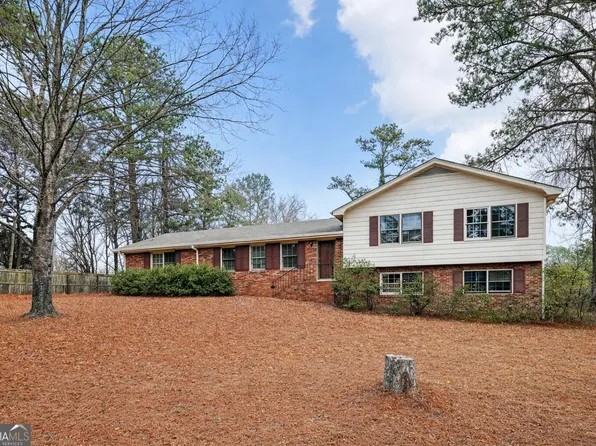 3026 Hidden Forest Dr, Snellville, GA 30078