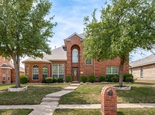 8001 Glenside Dr, Rowlett, TX 75089