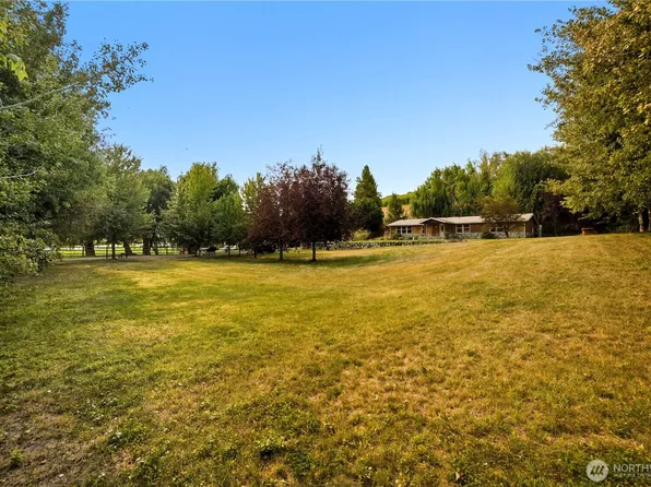 2810 Manson Boulevard, Manson, WA 98831