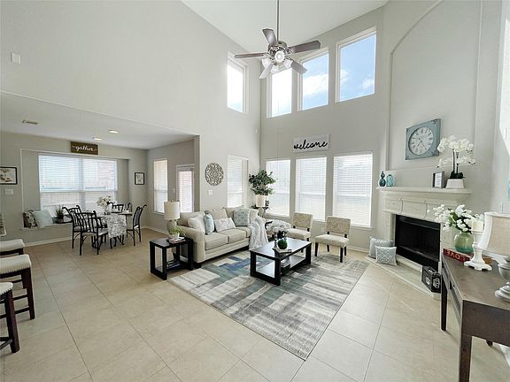 4th image of 1106 Ancrum Hill Ln