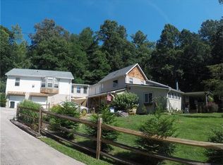 7 Walter Morgan Dr, Asheville, NC 28803