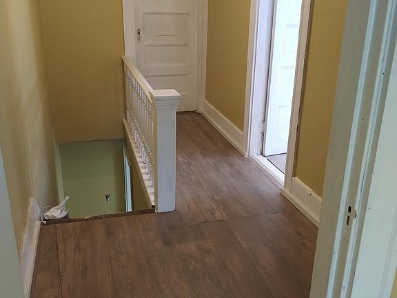 3rd floor walkway