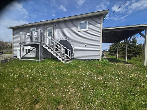 3rd image of 39 Seal Cove Road