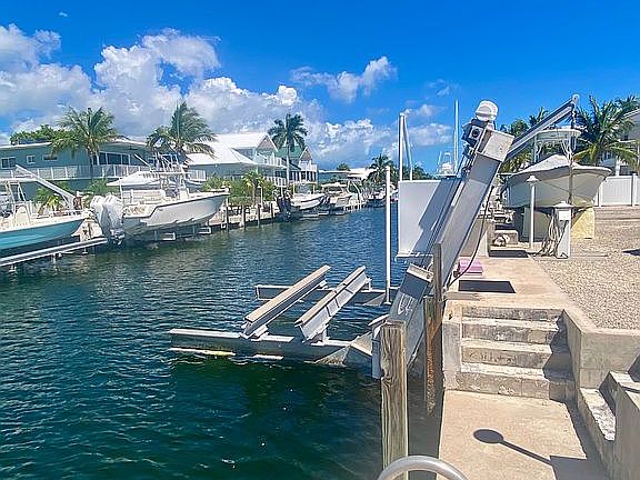 Boat lift 