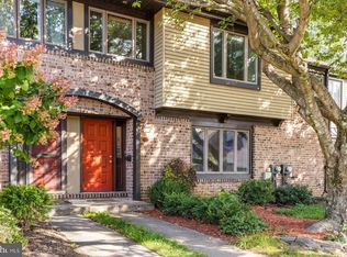 35 Essex Pl, Newtown, PA 18940