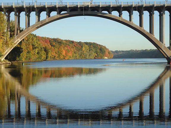 Mississippi River From Ford Bridge 2 blocks away!
