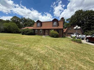 300 Pleasant Valley, Greenup, KY 41144