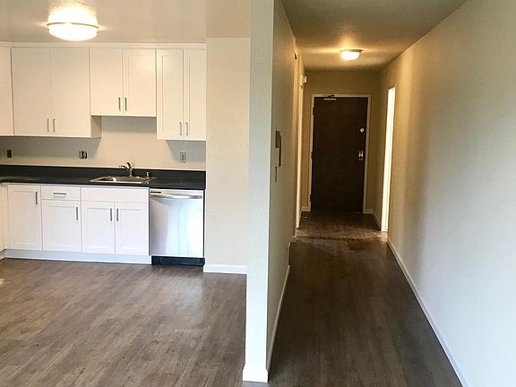 2nd image of 1601 Lincoln Way #308