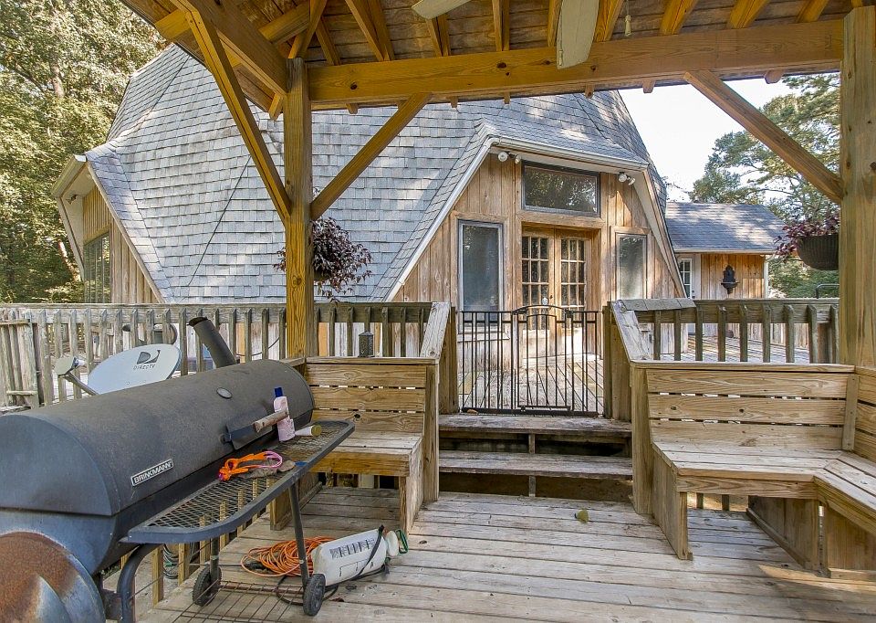 1st image of 6935 Barrow Creek Dr