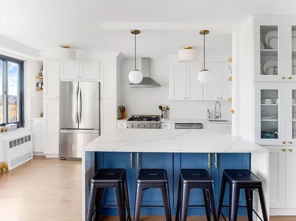 185 Hall St APT 1716, Brooklyn, NY 11205