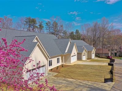 306 Lamplighter Cir, Winston Salem, NC, 27104