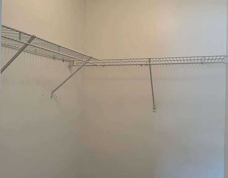 95 Woburn St — Photo 22