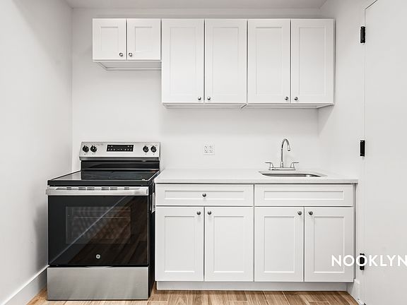 4th image of 217 W 123rd St #4A