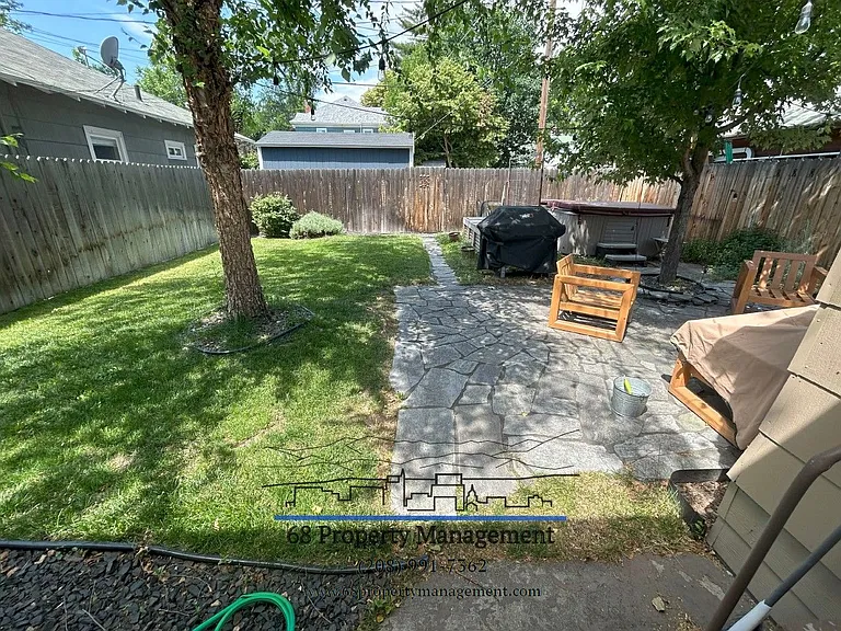 1303 N 10th St — Photo 23