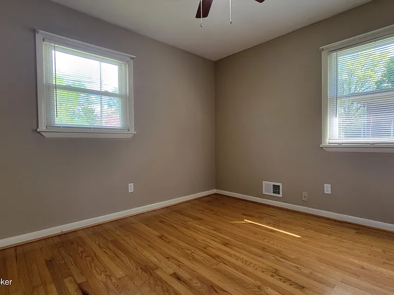 11616 Maple Way — Photo 24