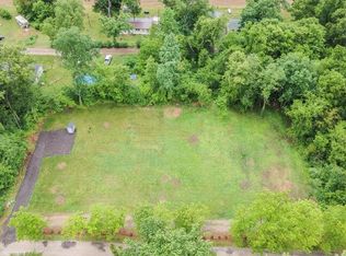 14080 Riverside Dr, Constantine, MI 49042